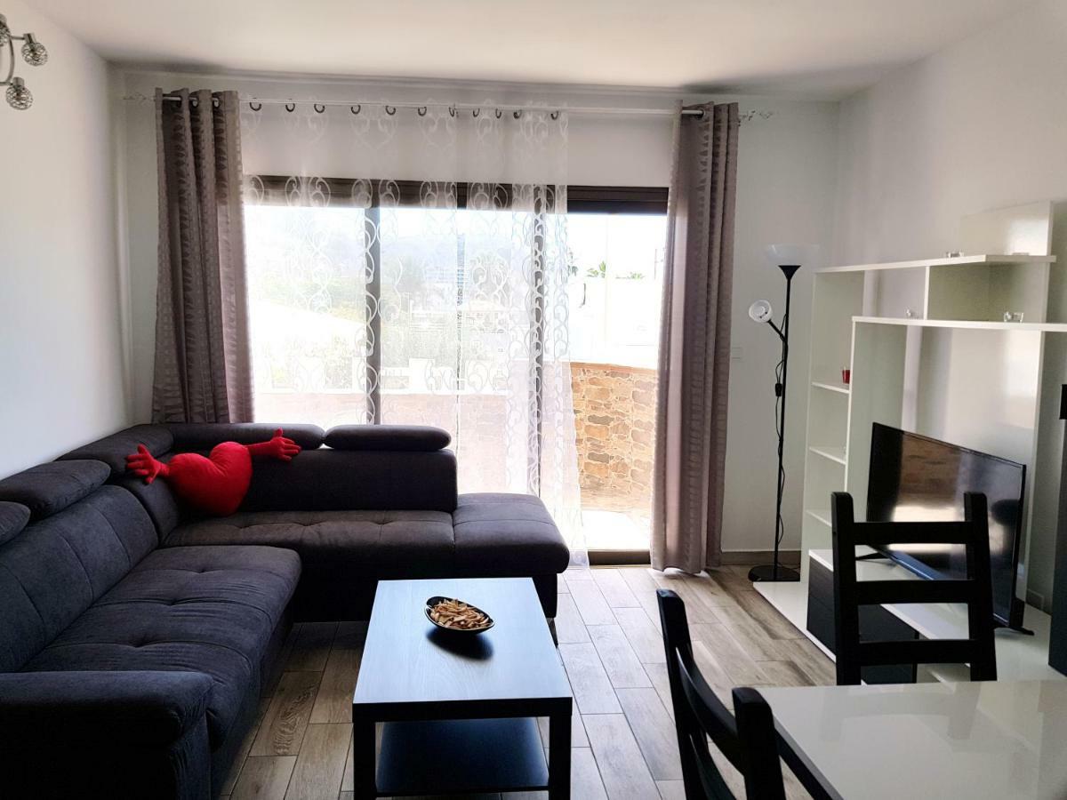Luxury 2 Bedroom Apt 50 M From Beach Mogán Екстериор снимка